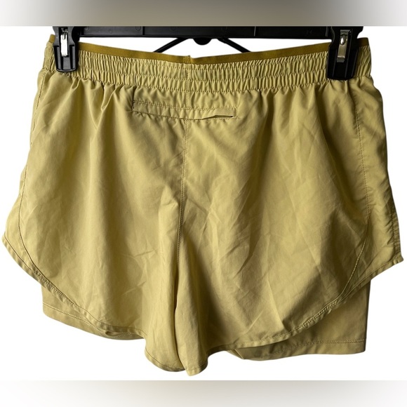 Nike Women`s Tempo Luxe 2-in-1 Olive Running Shorts Medium - Picture 4 of 5
